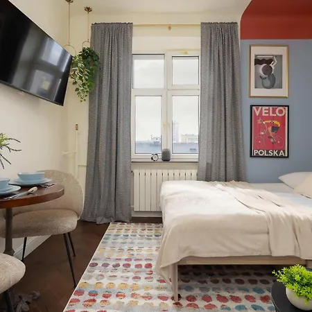Art In Near Pge By Renters Appartement *